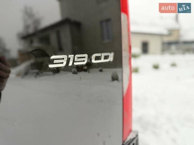 Черный Мерседес Sprinter, объемом двигателя 1.95 л и пробегом 15 тыс. км за 55000 $, фото 7 на Automoto.ua