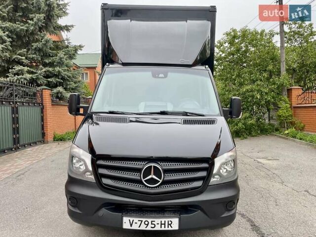 Черный Мерседес Sprinter, объемом двигателя 2.2 л и пробегом 287 тыс. км за 23899 $, фото 1 на Automoto.ua