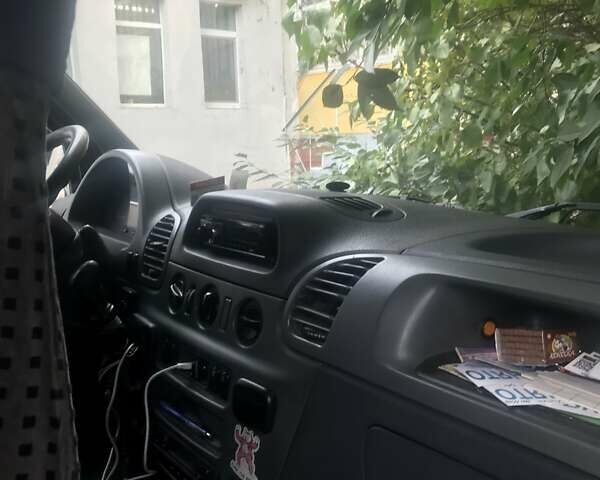 Черный Мерседес Sprinter, объемом двигателя 2.7 л и пробегом 1 тыс. км за 14000 $, фото 4 на Automoto.ua