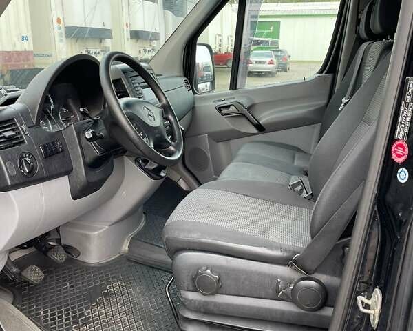 Чорний Мерседес Sprinter, об'ємом двигуна 2.15 л та пробігом 510 тис. км за 17426 $, фото 3 на Automoto.ua