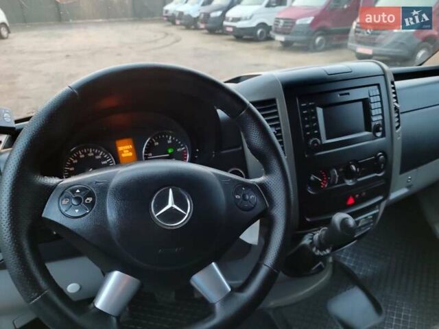 Черный Мерседес Sprinter, объемом двигателя 2.1 л и пробегом 321 тыс. км за 23950 $, фото 29 на Automoto.ua
