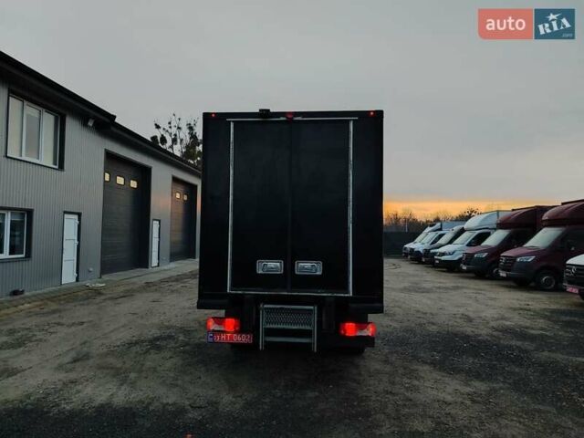 Черный Мерседес Sprinter, объемом двигателя 2.1 л и пробегом 321 тыс. км за 23950 $, фото 9 на Automoto.ua