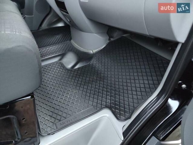 Черный Мерседес Sprinter, объемом двигателя 2.1 л и пробегом 321 тыс. км за 23950 $, фото 35 на Automoto.ua