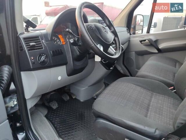 Черный Мерседес Sprinter, объемом двигателя 2.1 л и пробегом 321 тыс. км за 23950 $, фото 24 на Automoto.ua