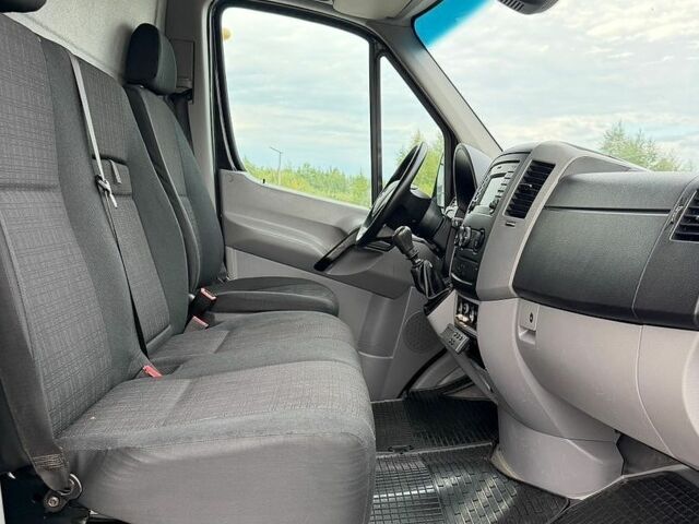 Черный Мерседес Sprinter, объемом двигателя 2.2 л и пробегом 214 тыс. км за 18900 $, фото 21 на Automoto.ua