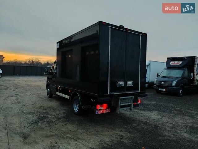 Черный Мерседес Sprinter, объемом двигателя 2.1 л и пробегом 321 тыс. км за 23950 $, фото 10 на Automoto.ua