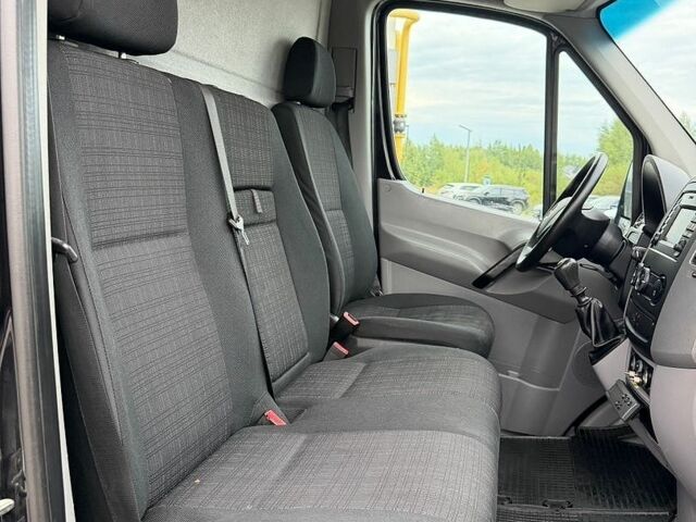 Черный Мерседес Sprinter, объемом двигателя 2.2 л и пробегом 214 тыс. км за 18900 $, фото 22 на Automoto.ua
