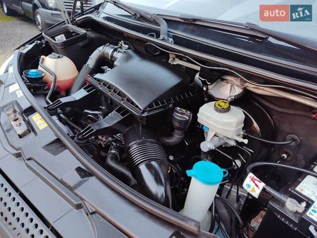 Черный Мерседес Sprinter, объемом двигателя 2.1 л и пробегом 321 тыс. км за 23950 $, фото 40 на Automoto.ua