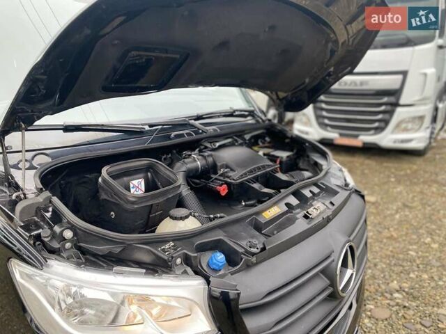 Черный Мерседес Sprinter, объемом двигателя 2.2 л и пробегом 334 тыс. км за 26380 $, фото 82 на Automoto.ua