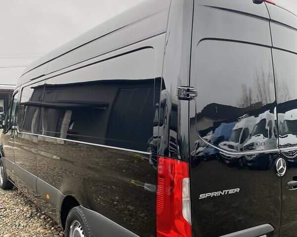 Черный Мерседес Sprinter, объемом двигателя 2.2 л и пробегом 334 тыс. км за 26380 $, фото 41 на Automoto.ua