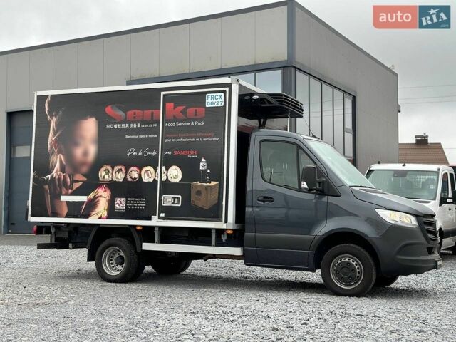 Чорний Мерседес Sprinter, об'ємом двигуна 2.2 л та пробігом 174 тис. км за 33900 $, фото 2 на Automoto.ua