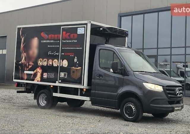 Чорний Мерседес Sprinter, об'ємом двигуна 2.2 л та пробігом 174 тис. км за 33800 $, фото 1 на Automoto.ua