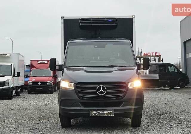 Чорний Мерседес Sprinter, об'ємом двигуна 2.2 л та пробігом 174 тис. км за 33800 $, фото 4 на Automoto.ua