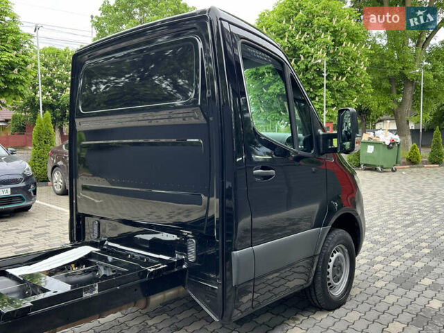 Черный Мерседес Sprinter, объемом двигателя 2.2 л и пробегом 299 тыс. км за 25000 $, фото 8 на Automoto.ua