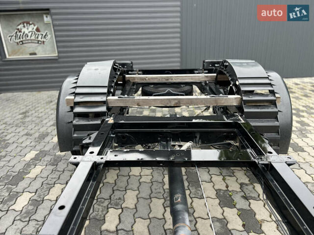 Черный Мерседес Sprinter, объемом двигателя 2.2 л и пробегом 299 тыс. км за 25000 $, фото 16 на Automoto.ua