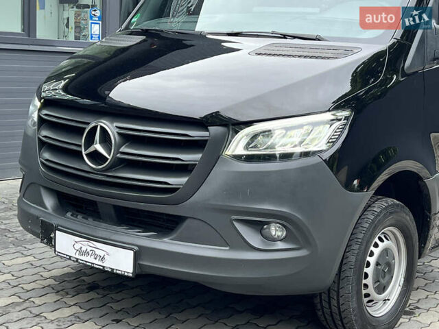 Черный Мерседес Sprinter, объемом двигателя 2.2 л и пробегом 299 тыс. км за 25000 $, фото 5 на Automoto.ua