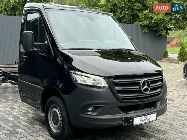 Черный Мерседес Sprinter, объемом двигателя 2.2 л и пробегом 299 тыс. км за 25000 $, фото 3 на Automoto.ua