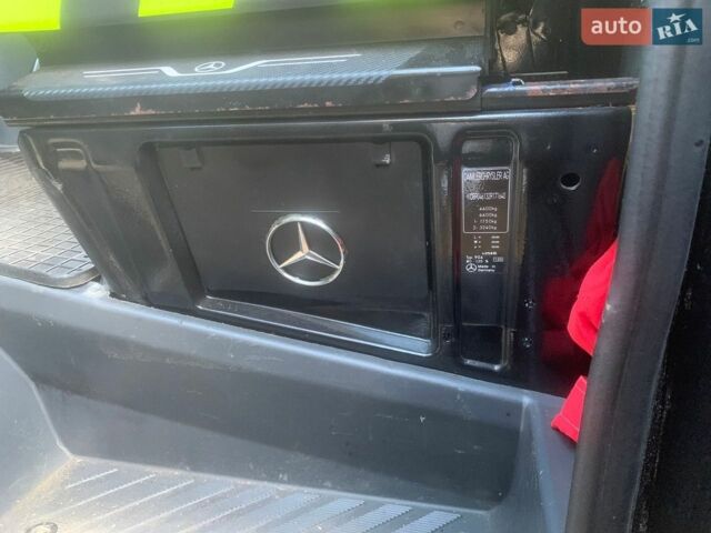 Чорний Мерседес Sprinter, об'ємом двигуна 2.69 л та пробігом 450 тис. км за 17000 $, фото 3 на Automoto.ua