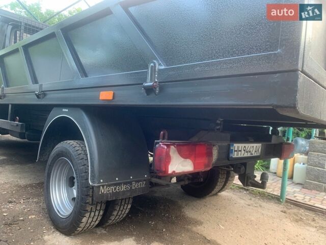 Чорний Мерседес Sprinter, об'ємом двигуна 2.69 л та пробігом 450 тис. км за 17000 $, фото 14 на Automoto.ua