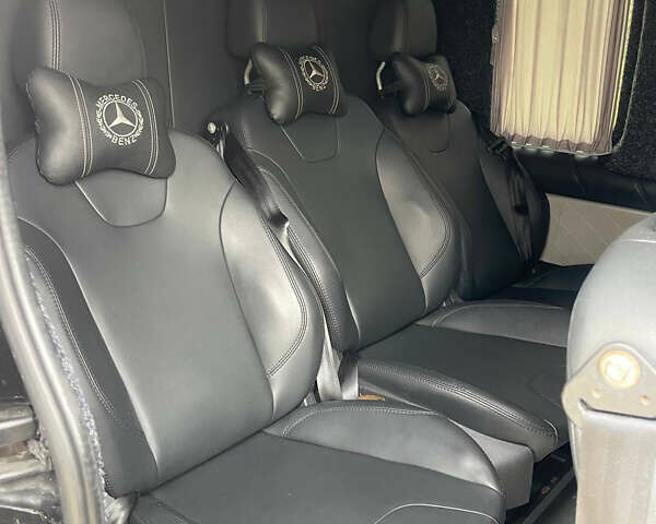 Черный Мерседес Sprinter, объемом двигателя 3 л и пробегом 580 тыс. км за 36900 $, фото 24 на Automoto.ua