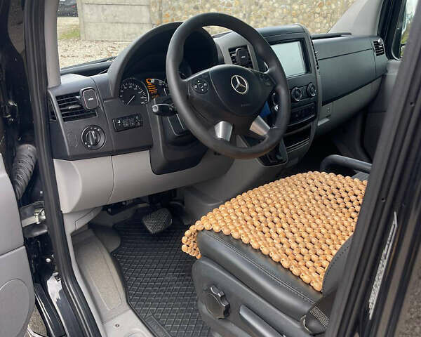 Мерседес Sprinter 2017 у Івано-Франківську на Automoto.ua Чорний Мерседес Sprinter, об'ємом двигуна 3 л та пробігом 580 тис. км за 36900 $, фото 18 на Automoto.ua