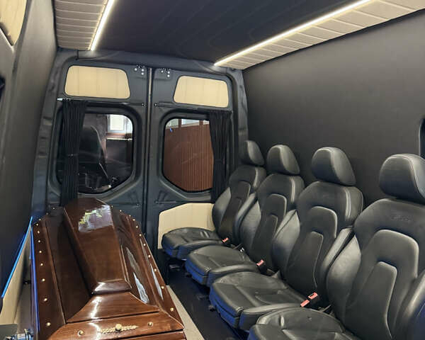 Черный Мерседес Sprinter, объемом двигателя 2.14 л и пробегом 235 тыс. км за 49900 $, фото 11 на Automoto.ua