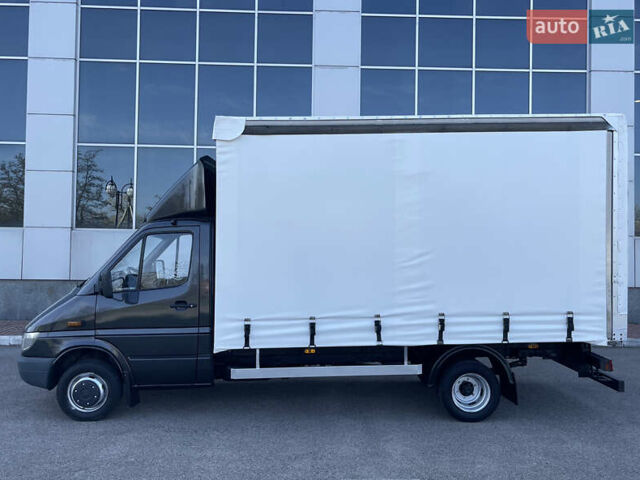 Черный Мерседес Sprinter, объемом двигателя 2.2 л и пробегом 711 тыс. км за 14400 $, фото 3 на Automoto.ua