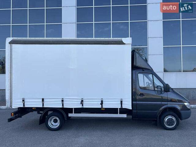 Черный Мерседес Sprinter, объемом двигателя 2.2 л и пробегом 711 тыс. км за 14400 $, фото 4 на Automoto.ua
