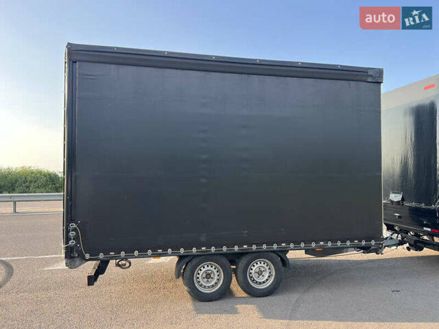 Черный Мерседес Sprinter, объемом двигателя 3 л и пробегом 680 тыс. км за 30000 $, фото 56 на Automoto.ua