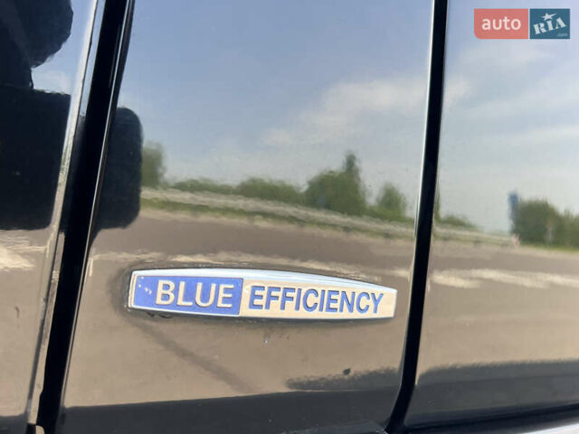 Черный Мерседес Sprinter, объемом двигателя 3 л и пробегом 680 тыс. км за 30000 $, фото 17 на Automoto.ua