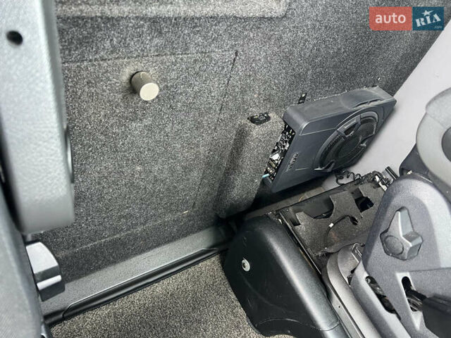 Черный Мерседес Sprinter, объемом двигателя 3 л и пробегом 680 тыс. км за 30000 $, фото 39 на Automoto.ua