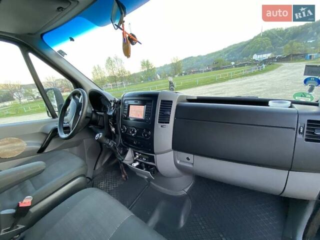Черный Мерседес Sprinter, объемом двигателя 2.99 л и пробегом 600 тыс. км за 23000 $, фото 6 на Automoto.ua