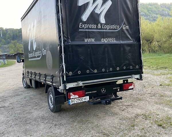 Черный Мерседес Sprinter, объемом двигателя 2.99 л и пробегом 600 тыс. км за 22500 $, фото 14 на Automoto.ua