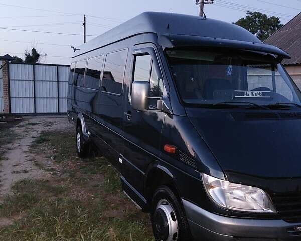 Чорний Мерседес Sprinter, об'ємом двигуна 2.7 л та пробігом 750 тис. км за 14000 $, фото 1 на Automoto.ua