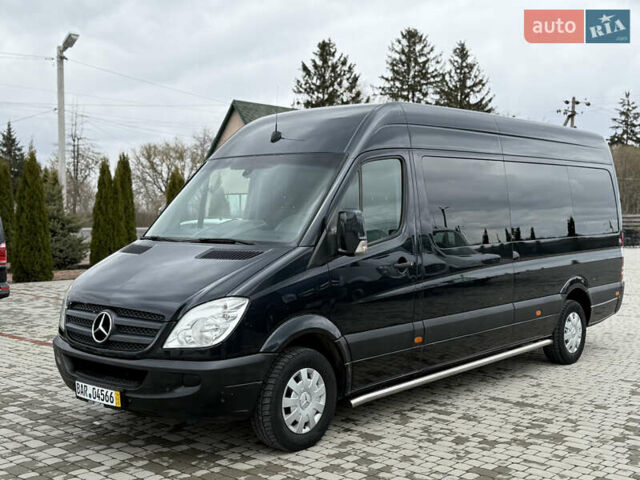 Черный Мерседес Sprinter, объемом двигателя 2.14 л и пробегом 256 тыс. км за 26800 $, фото 4 на Automoto.ua