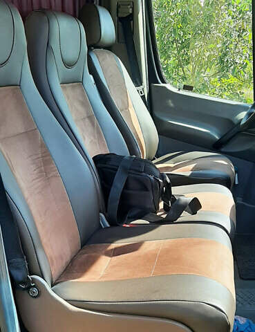 Чорний Мерседес Sprinter, об'ємом двигуна 3 л та пробігом 490 тис. км за 40000 $, фото 6 на Automoto.ua