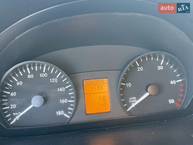 Черный Мерседес Sprinter, объемом двигателя 2.14 л и пробегом 309 тыс. км за 29500 $, фото 9 на Automoto.ua