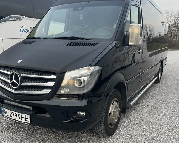 Черный Мерседес Sprinter, объемом двигателя 3 л и пробегом 512 тыс. км за 58000 $, фото 5 на Automoto.ua