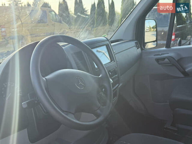 Черный Мерседес Sprinter, объемом двигателя 2.14 л и пробегом 309 тыс. км за 29500 $, фото 7 на Automoto.ua