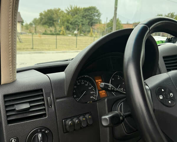 Черный Мерседес Sprinter, объемом двигателя 2.99 л и пробегом 306 тыс. км за 52000 $, фото 24 на Automoto.ua