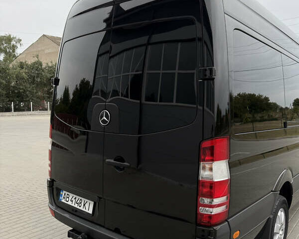 Черный Мерседес Sprinter, объемом двигателя 2.99 л и пробегом 306 тыс. км за 52000 $, фото 6 на Automoto.ua
