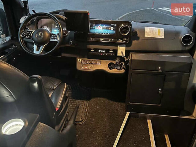 Черный Мерседес Sprinter, объемом двигателя 3 л и пробегом 345 тыс. км за 74900 $, фото 9 на Automoto.ua