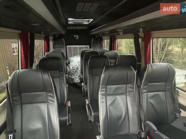 Черный Мерседес Sprinter, объемом двигателя 3 л и пробегом 345 тыс. км за 74900 $, фото 17 на Automoto.ua