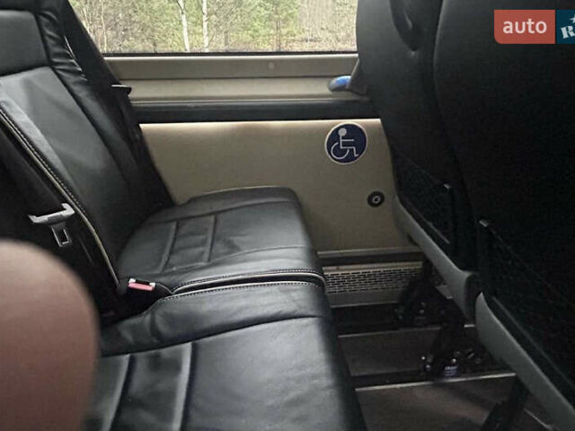 Черный Мерседес Sprinter, объемом двигателя 3 л и пробегом 345 тыс. км за 74900 $, фото 19 на Automoto.ua