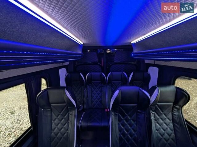 Чорний Мерседес Sprinter, об'ємом двигуна 3 л та пробігом 245 тис. км за 105000 $, фото 17 на Automoto.ua