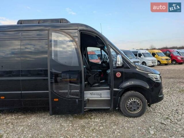 Чорний Мерседес Sprinter, об'ємом двигуна 3 л та пробігом 245 тис. км за 105000 $, фото 3 на Automoto.ua