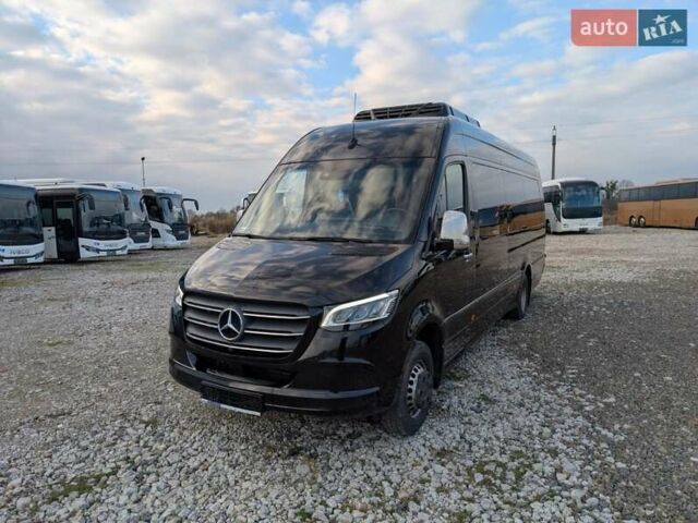 Чорний Мерседес Sprinter, об'ємом двигуна 3 л та пробігом 245 тис. км за 105000 $, фото 2 на Automoto.ua