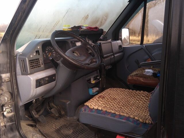 Чорний Мерседес Sprinter, об'ємом двигуна 2.3 л та пробігом 500 тис. км за 3000 $, фото 6 на Automoto.ua