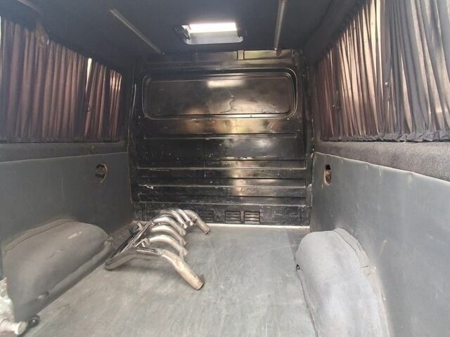 Чорний Мерседес Sprinter, об'ємом двигуна 2.15 л та пробігом 450 тис. км за 7800 $, фото 6 на Automoto.ua