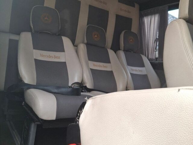 Чорний Мерседес Sprinter, об'ємом двигуна 2.7 л та пробігом 710 тис. км за 8200 $, фото 6 на Automoto.ua